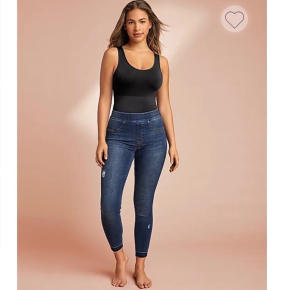 SPANX Pants - SPANX pull on distressed jeans